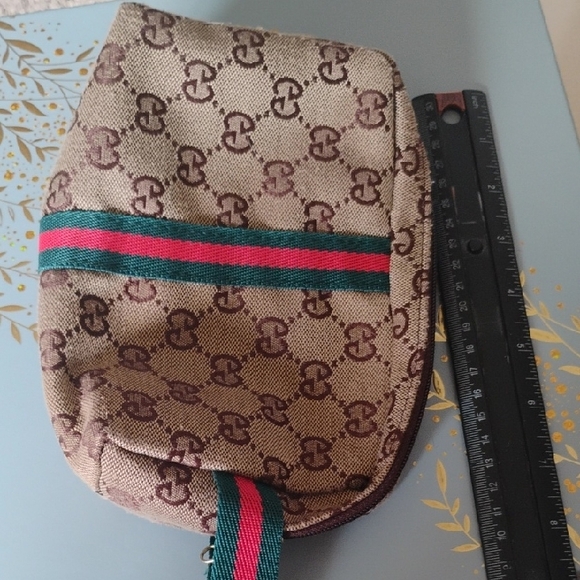 NOT Gucci, ee Monogram Pouch with Green and Red Stripe - Picture 6 of 9